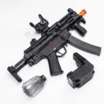 SHNEGYE SY MP5K-UTG Water Bullet Gun – High rate of fire, range 18.6 meters, equipped with one magazine and one drum magazine - Image 4